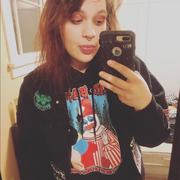 Come Say Hi! - Picture 1 of 1